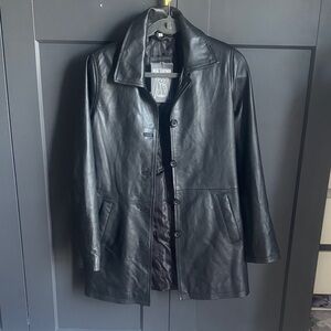 Vintage Women's Black Leather Coat